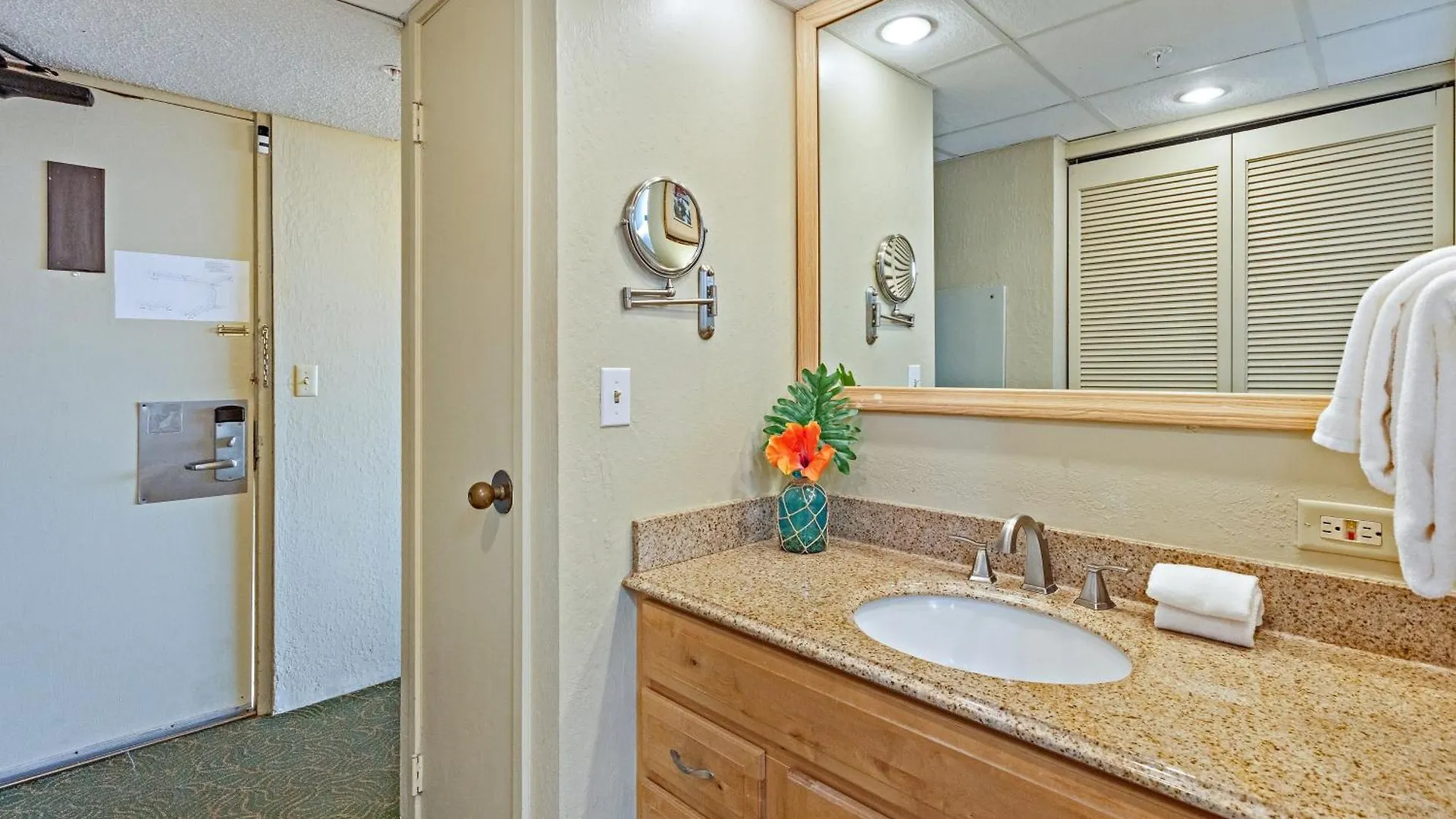 Apartment Kaanapali Shores Studio #742 Lahaina